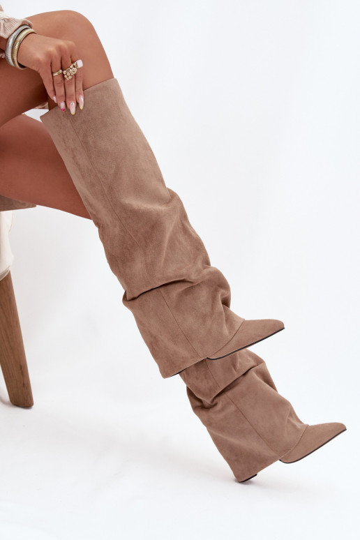 Damen Stiefel gefüttert mit Einsätzen und Absätzen aus Kunstveloursleder sandfarben Elivira