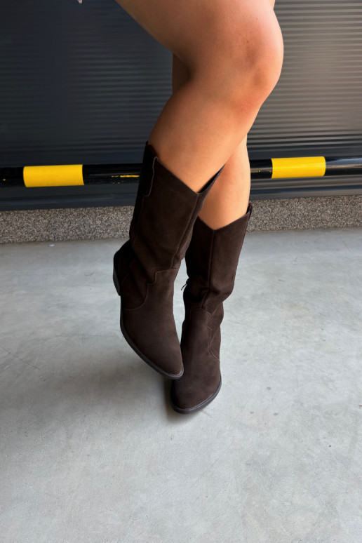 Bottes hautes style cowboy en daim naturel avec isolation et talons couleur chocolat Radley