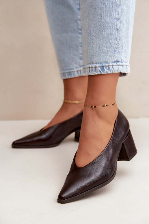 Schoenen met puntige neus en vierkante hakken van faux leather in donkerbruin kleur Lavisa