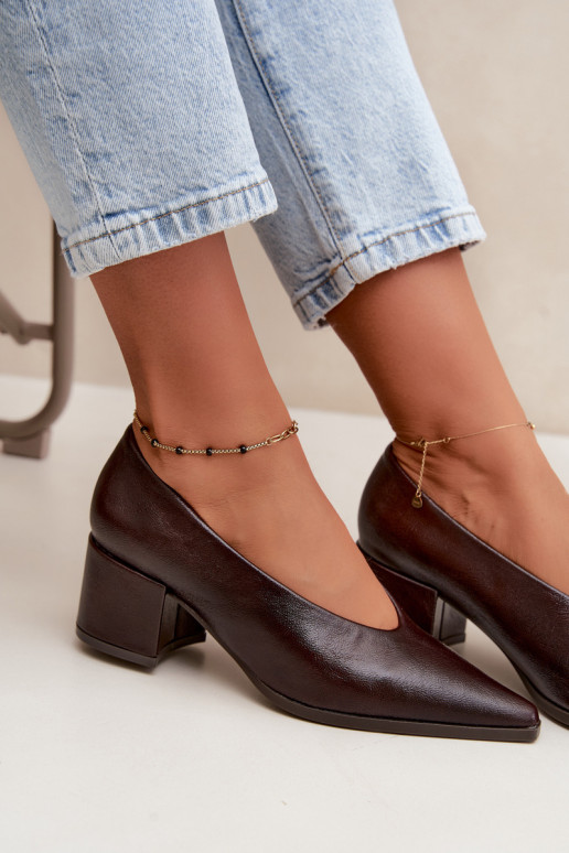Schoenen met puntige neus en vierkante hakken van faux leather in donkerbruin kleur Lavisa