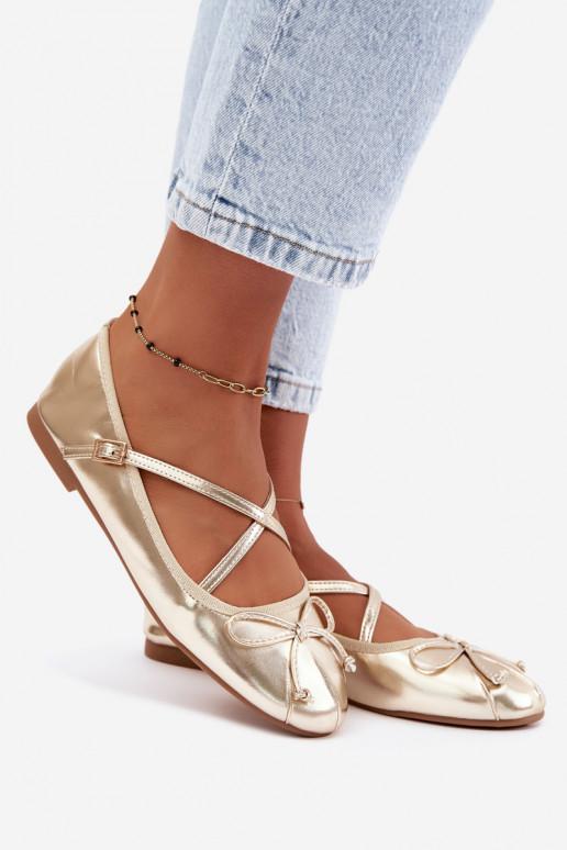 Goldene lackierte Ballerinas mit Bändern Kokardką