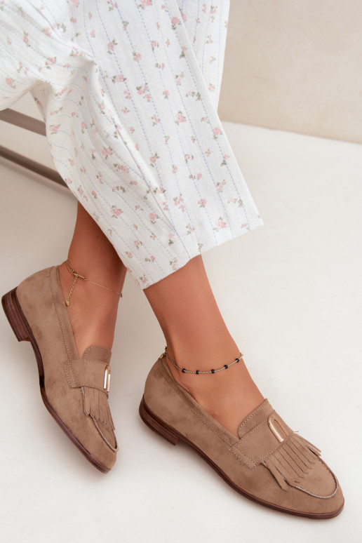 Zandkleurige dames mocassins met franjes en gouden details Brenis