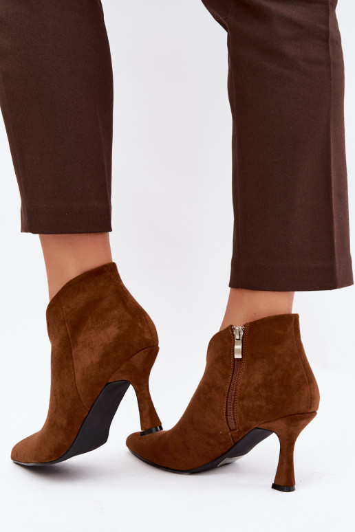 Bottines pour femmes sur talon fin avec bout pointu couleur marron Bessia