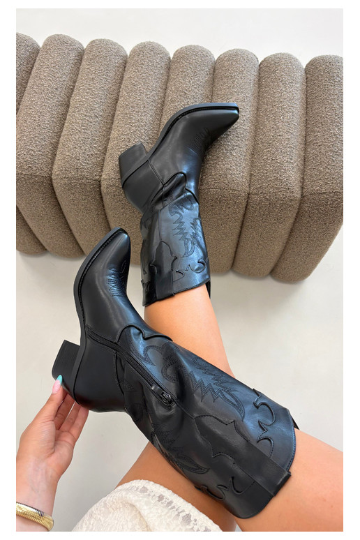 Kniehoge cowboylaarzen met hakken in zwarte faux leather Jarissa
