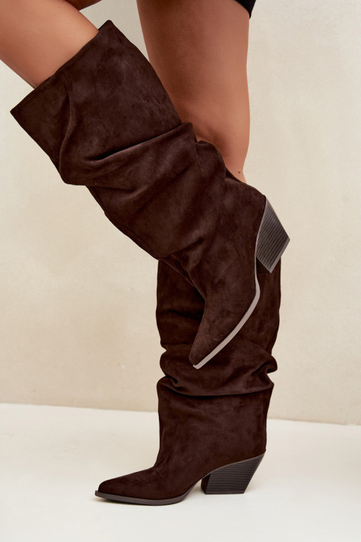 Damen Overknee-Stiefel mit gebogener Oberseite und Absätzen aus Wildleder in schokoladenfarbener Durela