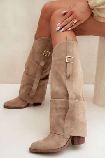 Bottes au-dessus du genou pour femmes avec talons, volants et boucles couleur sable Caster