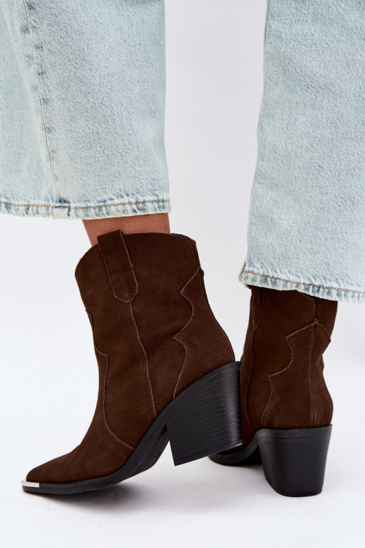 Schokoladenfarbene Wildleder-Cowboystiefel mit Isolierung und Absätzen Pelsa