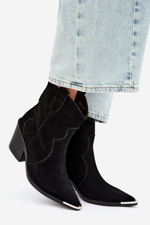 Schwarze Wildleder-Cowboystiefel mit Isolierung und Absätzen Pelsa