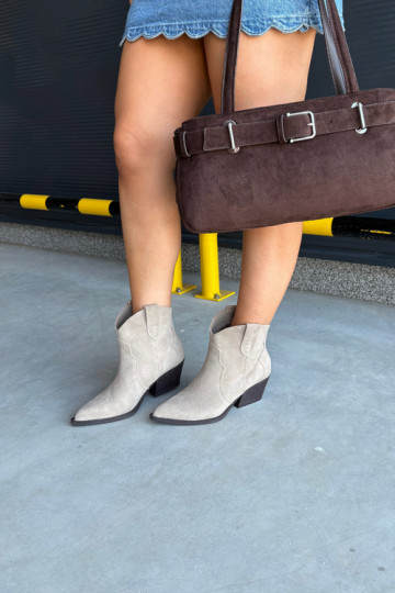 Instap cowboy-stijl enkellaarsjes van faux suede in ivoorkleur Beretta 2