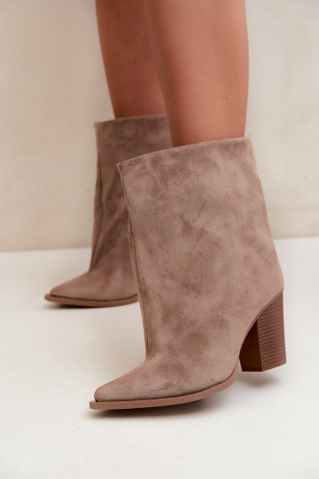 Damen Stiefeletten mit spitzem Zehen in chaki Farbe Hileta 2