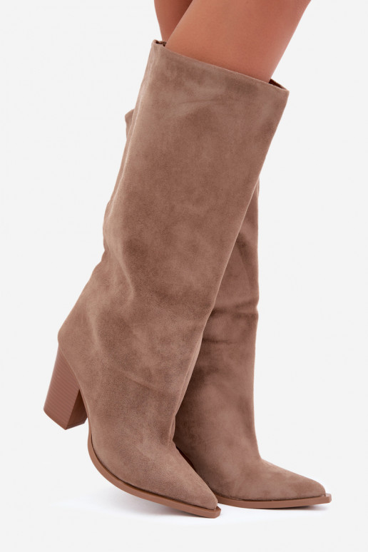 Bottes femme hautes à enfiler avec talons en daim synthétique couleur sable Carmina