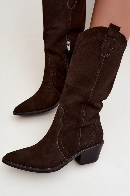 Lange cowboylaarzen van natuurlijk suede met isolatie en hakken in chocolade kleur Radley