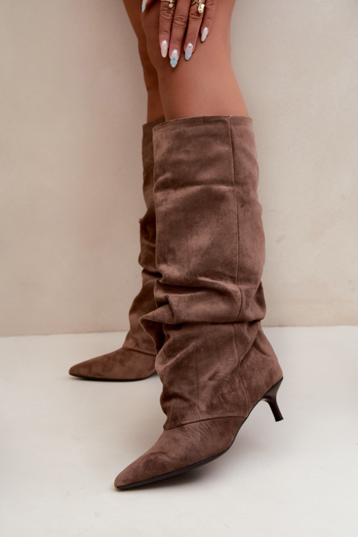 Bottes hautes froissées kaki avec talon kitten en daim LoĮen