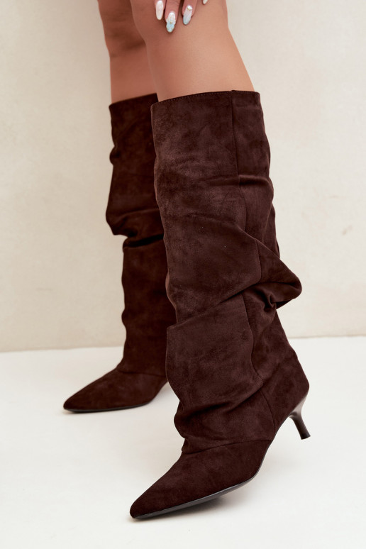 Bottes hautes froissées chocolat avec talon kitten en daim LoĮen