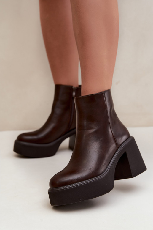 Bottines isolées avec talon et plateforme couleur chocolat Lurela