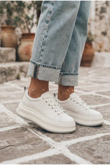 Witte dames sneakers met platform GOE SS2N4021