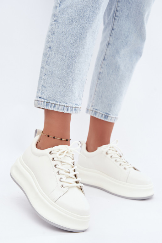 Witte dames sneakers met platform GOE SS2N4021