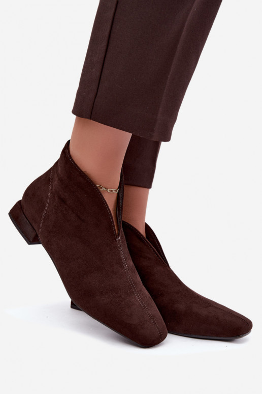 Bottines chocolat basses Cut Out avec larges talons Canella