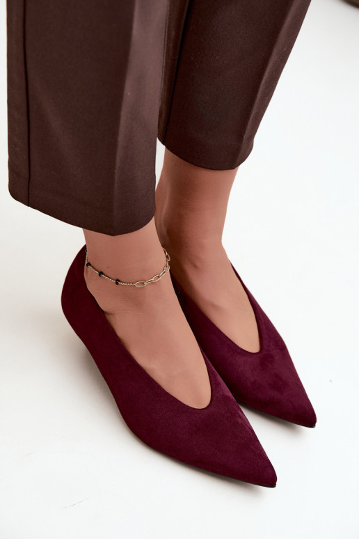 Chaussures en daim bordeaux avec Kitten Heel Nuretta