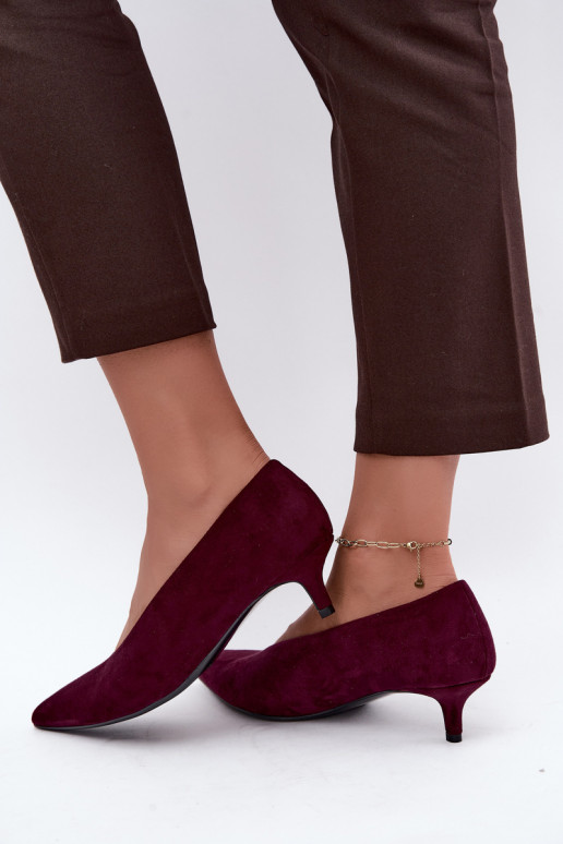 Bordeauxfarbene Wildlederschuhe mit Kitten Heel Nuretta