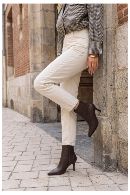 Bottines à talons fins, à bout pointu, en cuir synthétique chocolat Niretta