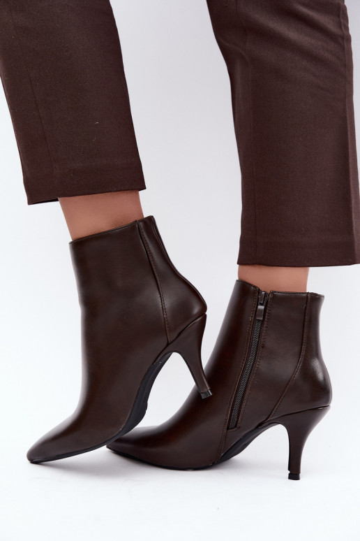 Bottines à talons fins, à bout pointu, en cuir synthétique chocolat Niretta