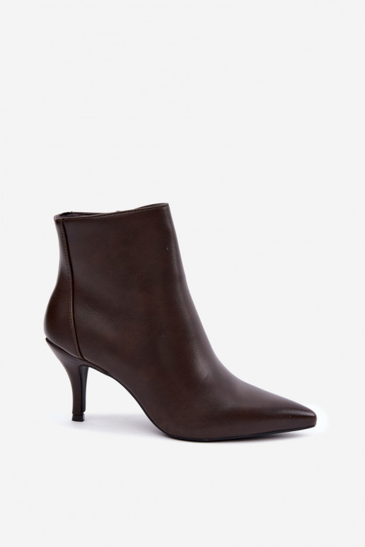 Enkellaarsjes met dunne hakken, spitse neus, in chocolade faux leather Niretta
