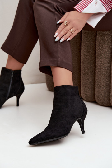 Bottines noires en suède synthétique avec talons aiguilles Niretta 2