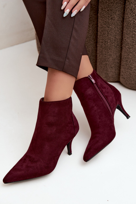 Bordeauxfarbene Kunstveloursleder Stiefeletten mit spitzen Absätzen Niretta
