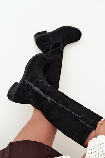 Bottes noires en daim isolées Ashmere 2
