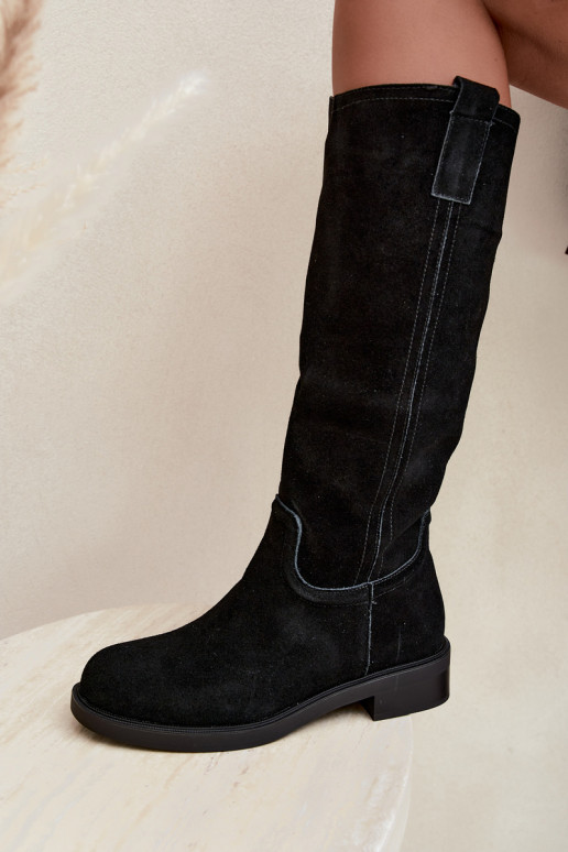 Bottes noires en daim isolées Ashmere