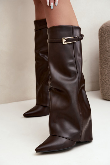 Bottes chocolat à talons et boucles Amrie 2
