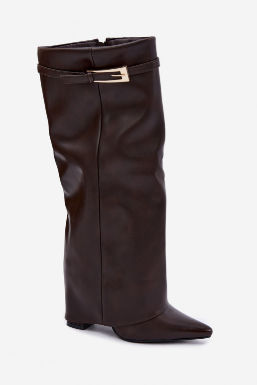 Schokoladenfarbene hohe Stiefel mit Absätzen und Schnallen Amrie