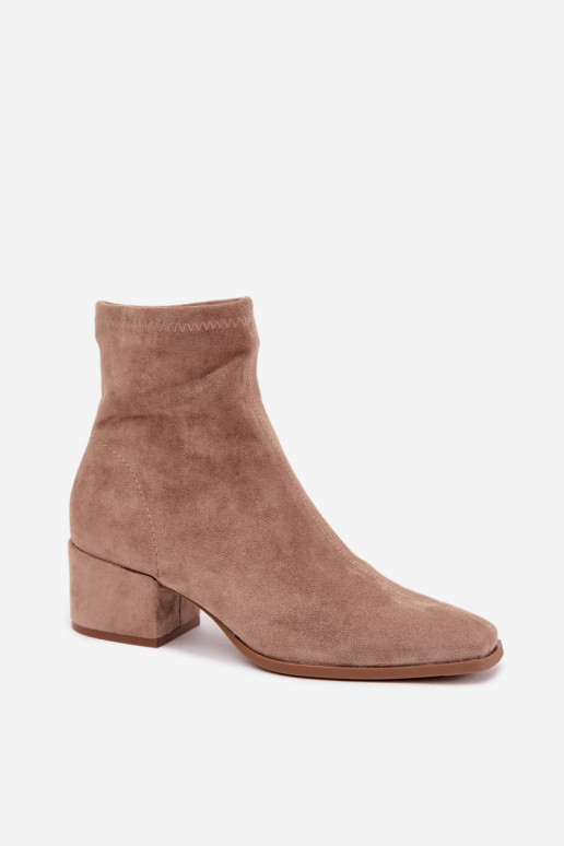 Damen Stiefeletten mit Absatz Typ Klocek in Khakifarbe Rosley