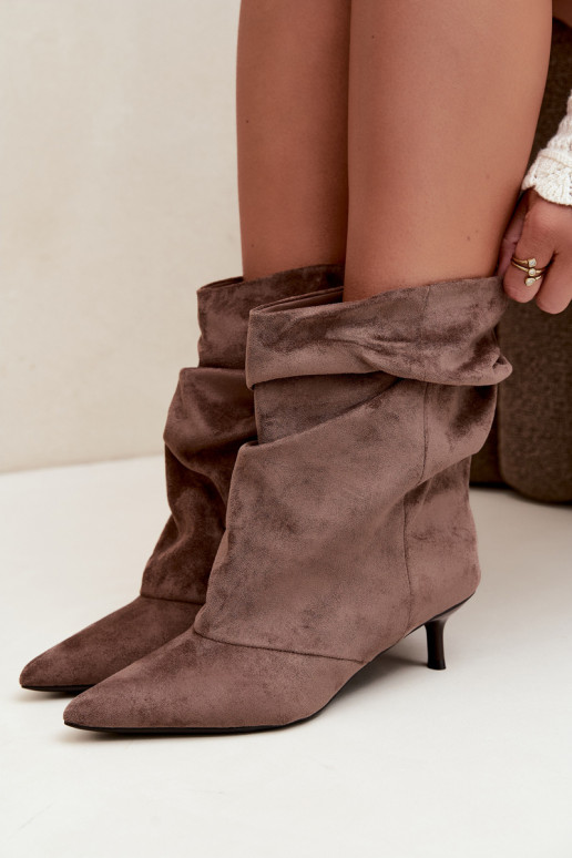 bottines slouchy à enfiler avec talons en couleur kaki Farren
