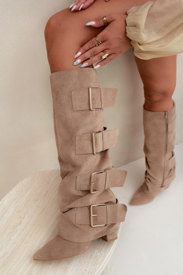 damen kniehohe Stiefel mit genähtem Schaft in Gold mit Schnallen aus Kunstveloursleder in Khaki Isa 2