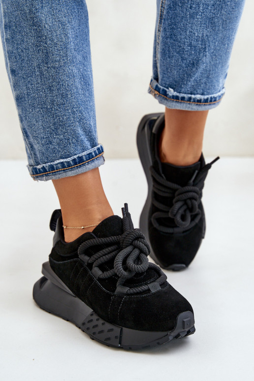 Damen Sneakers aus Wildleder mit Plattform und robuster Schnürung Artiker 54C1464 in schwarz
