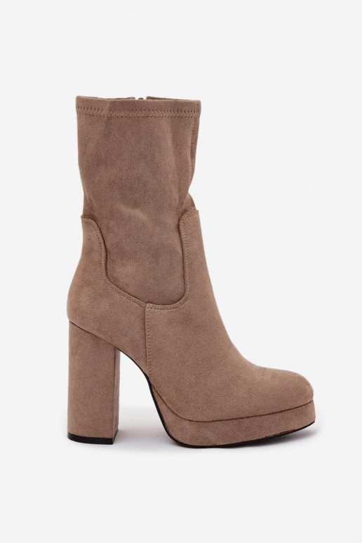 Damen Stiefeletten aus Kunstveloursleder in sandfarben