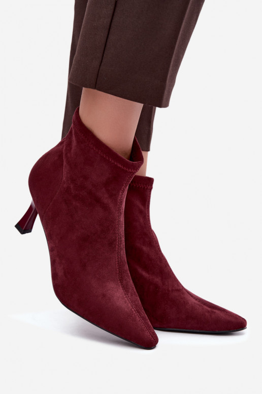 Damen Stiefeletten auf schmalem Absatz mit Nähten in Bordeauxfarbe Clancy