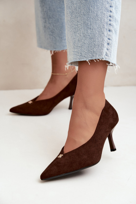 Sandales en suédine avec détails dorés couleur chocolat Adessa