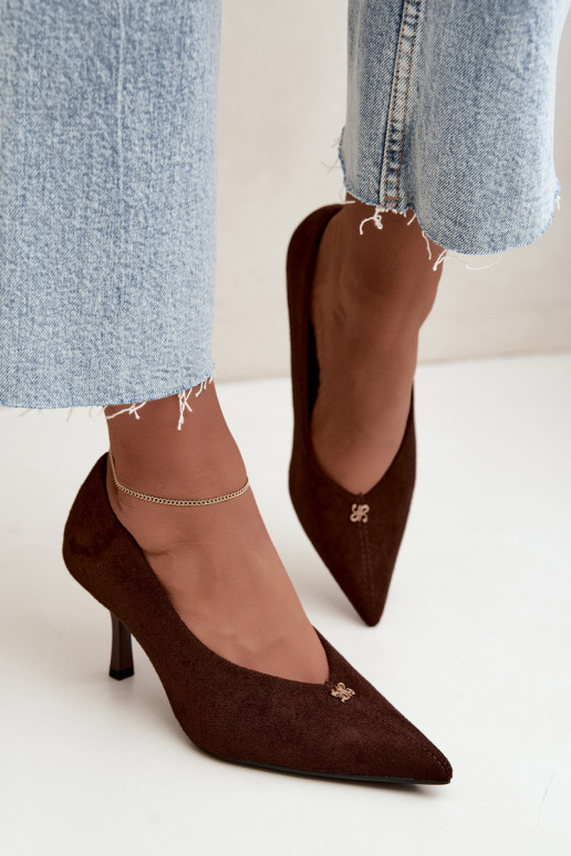Sandales en suédine avec détails dorés couleur chocolat Adessa