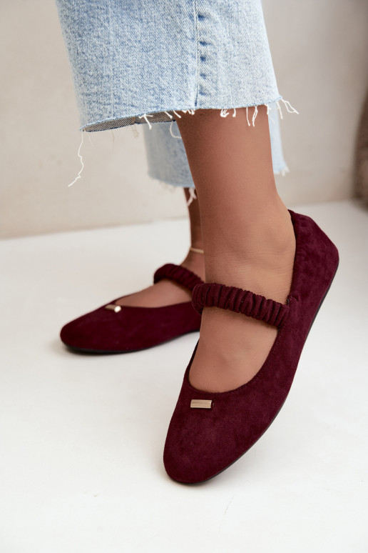 Bordeauxfarbene Sandalen mit dekorativen Details Brinelle