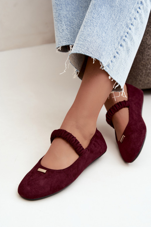 Sandales bordeaux avec détails décoratifs Brinelle
