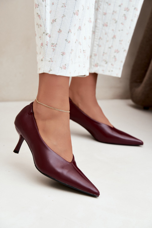 Talons avec broderie et éléments décoratifs couleur bordeaux Dalis