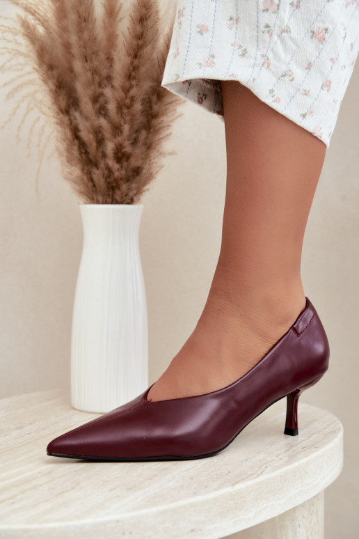 Talons avec broderie et éléments décoratifs couleur bordeaux Dalis