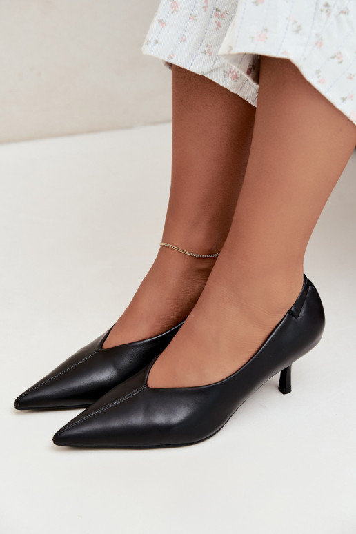 Talons avec broderie et éléments décoratifs couleur noire Dalis