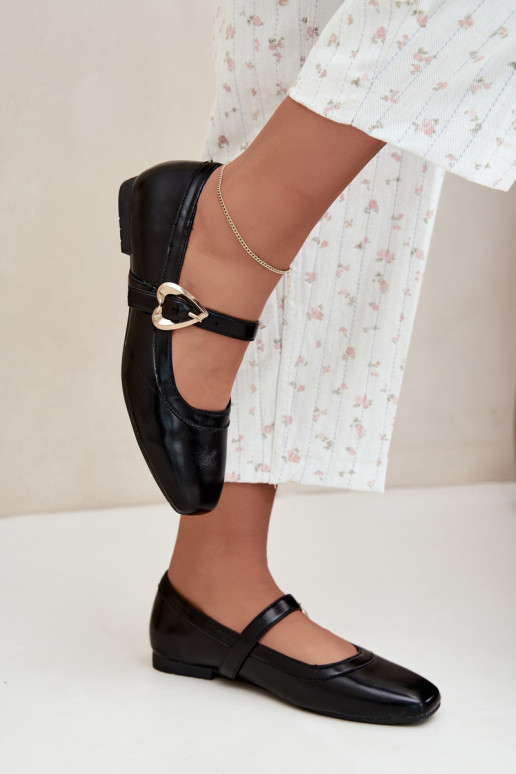 ballet flats met gespen en hartjes in zwart Relsa