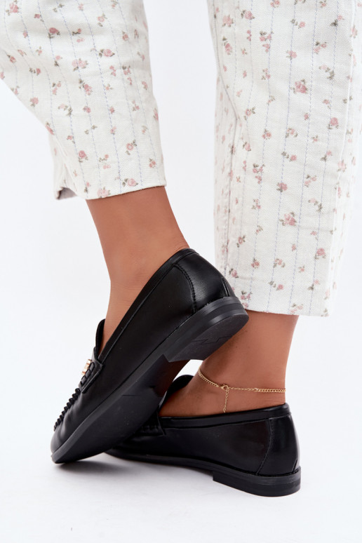 dames mocassins met decoratieve details in zwart Treya