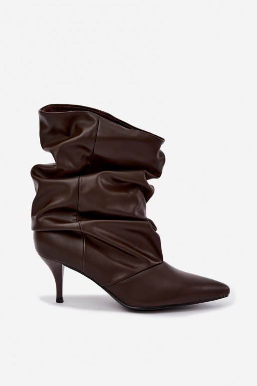 Bottines pour femmes slouchy à enfiler avec des talons fins en couleur chocolat Harissa