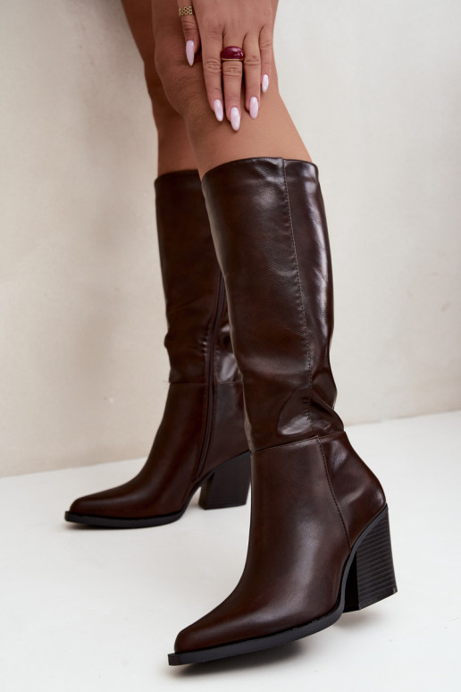 bottes hautes pour femmes à talons isolées couleur caramel Katelle